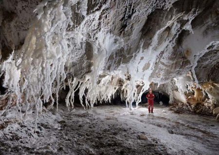 ثبت ژئوسایت غار نمکدان قشم در بین 100 سایت برتر زمین شناسی جهان