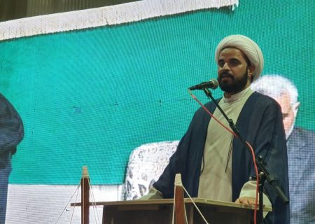 جزیره قرآنی قشم نماد وحدت در کشور است