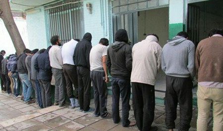 ۳۲ معتاد متجاهر در قشم دستگیر شدند