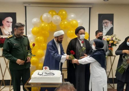 تقدیر از پرستاران شبکه بهداشت و درمان و درمانگاه شهید دارا قشم