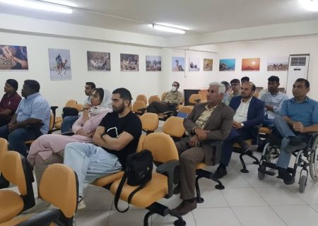 کارگاه آموزشی پرنده‌شناسی و پرنده‌نگری در قشم برگزار شد