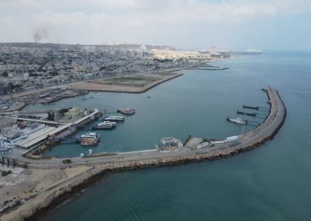 سفرهاي دريايي قشم تعطيلي ندارد/ سفر به جزيره ۲۴ ساعته است