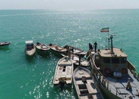 کشف 12هزار لیتر سوخت قاچاق در آب های بوموسی