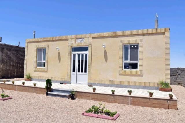 با دستور مدیرعامل سازمان منطقه آزاد قشم سبزبانان و پاکبانان صاحب خانه می‌شوند