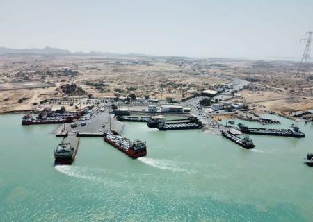 سفر میلیونی گردشگران و ترافیک سنگین یک ماهه در آسمان، زمین و دریای قشم