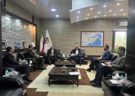 برگزاری جلسه مدیرعامل سازمان منطقه آزاد قشم و رییس سازمان مدیریت بحران کشور با هدف بهبود و ارتقای زیرساخت‌ها ایمنی جزیره