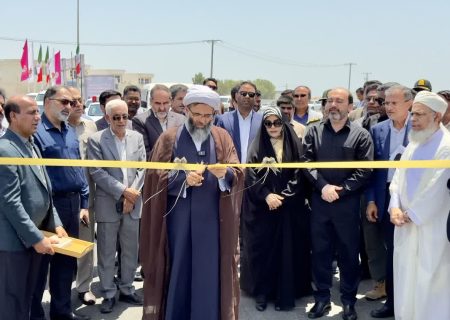 دو مسیر مهم قشم به نام امام رضا (ع) و شهید ريیسی نامگذاری شد