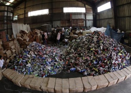 کشف محموله 6 ميلياردي کفش قاچاق در شهرستان بندرلنگه