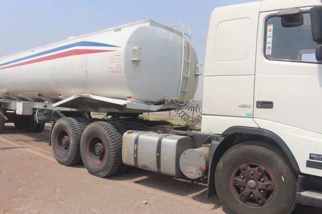 توقیف تانکر حامل ۳۴ هزار لیتر سوخت قاچاق در جاسک