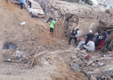 حمله آمریکا به منزل مسکونی در قشم؛ دو کودک از زیر آوار نجات یافتند