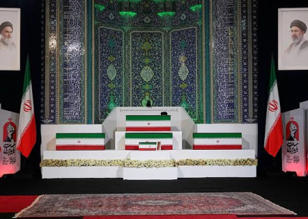 نخستین روز بدرقه رهبر شهید با حضور هیئت‌های خارجی